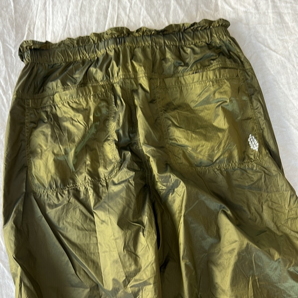FP Movement Back to the Future Metallic Green Lightweight Parachute Pants XS - Picture 6 of 10
